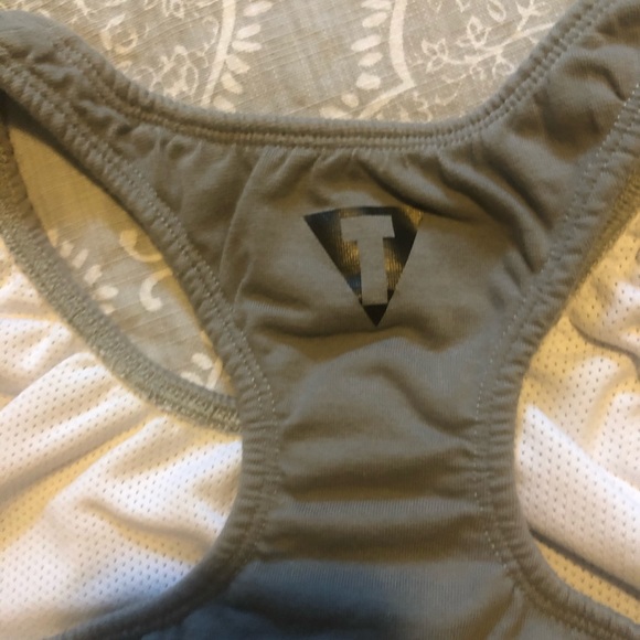 Title Boxing Tank - Picture 5 of 5